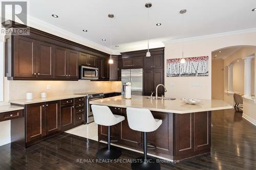 1632 Barbertown Road, Mississauga, ON - Indoor Photo Showing Kitchen With Stainless Steel Kitchen With Upgraded Kitchen