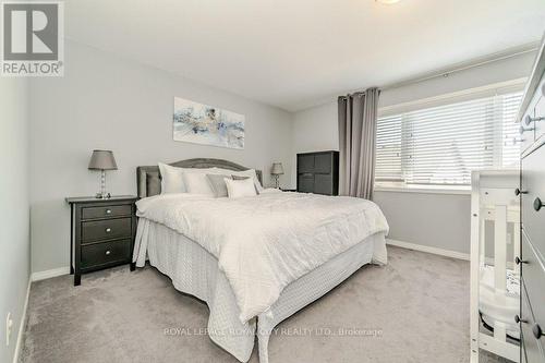 96 - 135 Hardcastle Drive, Cambridge, ON - Indoor Photo Showing Bedroom