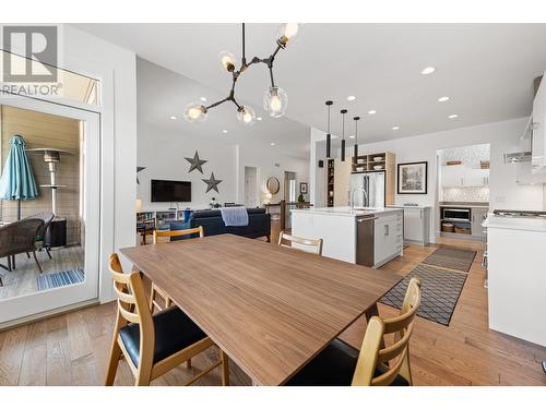 127 Split Pine Court, Kelowna, BC - Indoor Photo Showing Dining Room