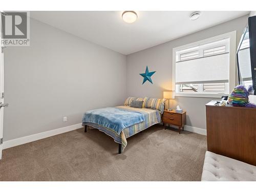 127 Split Pine Court, Kelowna, BC - Indoor Photo Showing Bedroom