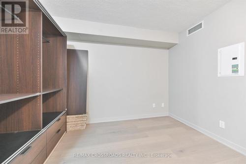 506 - 126 Simcoe Street, Toronto, ON - Indoor Photo Showing Other Room