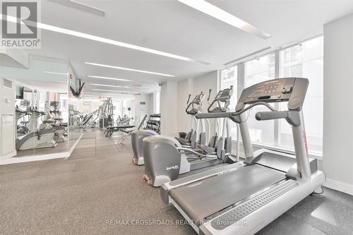 506 - 126 Simcoe Street, Toronto (Waterfront Communities), ON - Indoor Photo Showing Gym Room