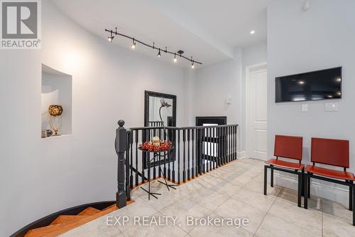7 - 120 Bronte Road, Oakville, ON - Indoor Photo Showing Other Room