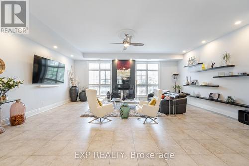 7 - 120 Bronte Road, Oakville, ON - Indoor Photo Showing Other Room