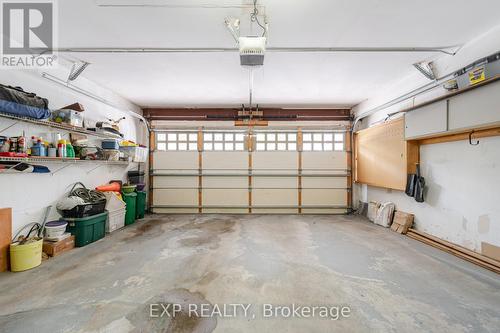 7 - 120 Bronte Road, Oakville, ON - Indoor Photo Showing Garage