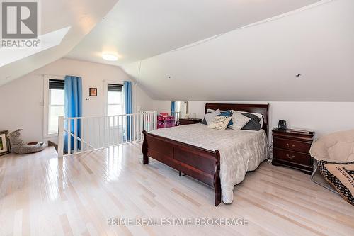 164 Charles Street, Dutton/Dunwich (Dutton), ON - Indoor Photo Showing Bedroom