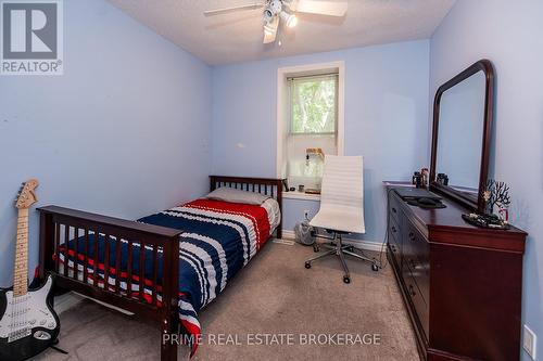 164 Charles Street, Dutton/Dunwich (Dutton), ON - Indoor Photo Showing Bedroom