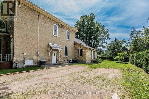 164 Charles Street, Dutton/Dunwich (Dutton), ON - Outdoor With Exterior