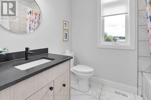 Lot 15 - 128 Aspen Parkway, Aylmer, ON - Indoor Photo Showing Bathroom