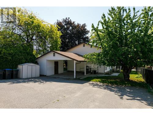 790 Caldow Street, Kelowna, BC - Outdoor