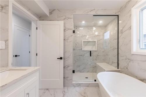 163 Glennie Avenue, Hamilton, ON - Indoor Photo Showing Bathroom