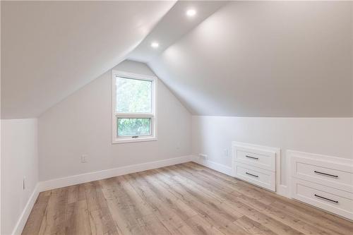 163 Glennie Avenue, Hamilton, ON - Indoor Photo Showing Other Room