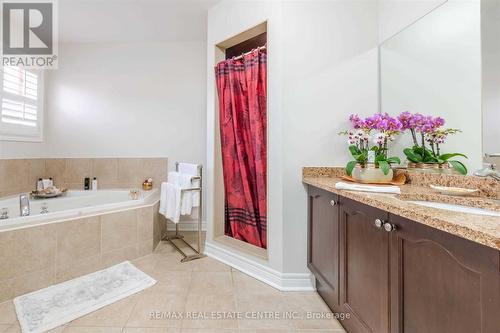 3 Abbotsbury Drive, Brampton (Credit Valley), ON - Indoor Photo Showing Bathroom