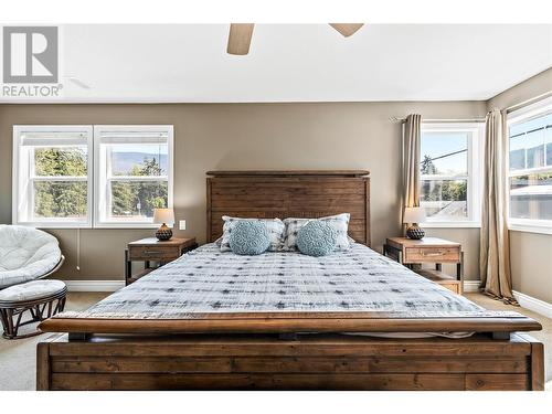 1209 Riverside Avenue Unit# F, Sicamous, BC - Indoor Photo Showing Bedroom