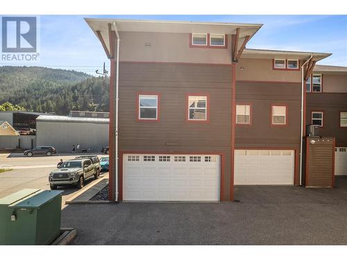 1209 Riverside Avenue Unit# F, Sicamous, BC - Outdoor With Exterior