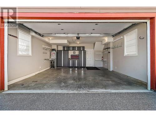 1209 Riverside Avenue Unit# F, Sicamous, BC -  Photo Showing Garage