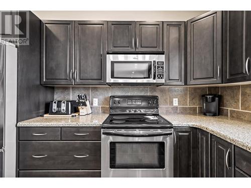 1209 Riverside Avenue Unit# F, Sicamous, BC - Indoor Photo Showing Kitchen