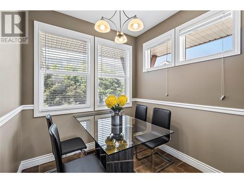 1209 Riverside Avenue Unit# F, Sicamous, BC - Indoor Photo Showing Dining Room