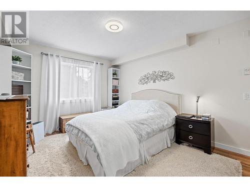 920 Saskatoon Road Unit# 213, Kelowna, BC - Indoor Photo Showing Bedroom