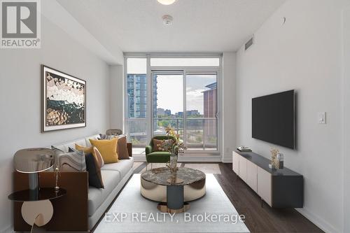 402 - 36 Forest Manor Road, Toronto (Henry Farm), ON - Indoor Photo Showing Living Room