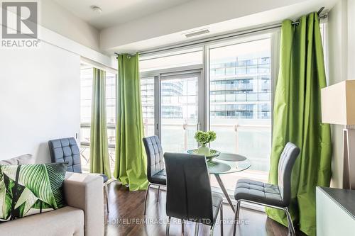 3309 - 14 York Street, Toronto, ON - Indoor Photo Showing Dining Room