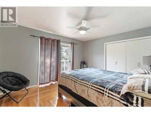 694 Mcclure Road, Kelowna, BC - Indoor Photo Showing Bedroom