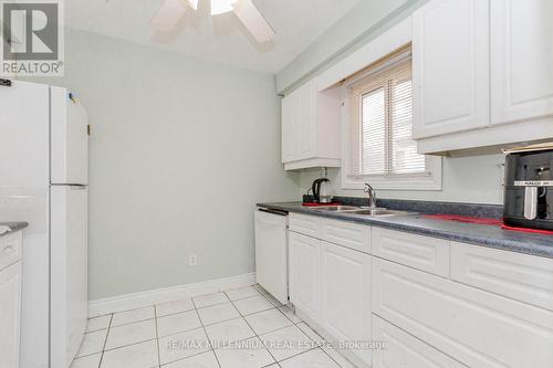 34 Archibald Street, Brampton, ON - Indoor Photo Showing Kitchen With Double Sink