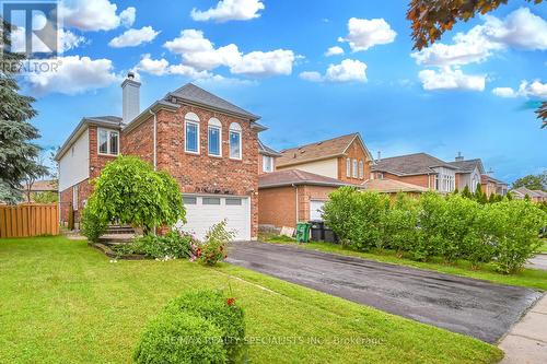 75 Wooliston Crescent, Brampton, ON - Outdoor