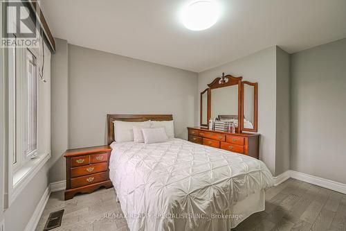 75 Wooliston Crescent, Brampton, ON - Indoor Photo Showing Bedroom