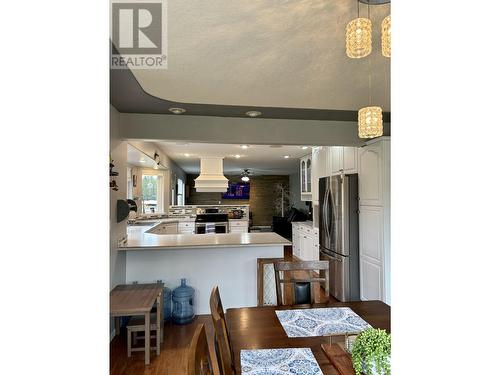 2621 Misty Crescent, Williams Lake, BC - Indoor Photo Showing Dining Room