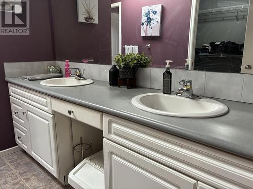 2621 Misty Crescent, Williams Lake, BC - Indoor Photo Showing Bathroom