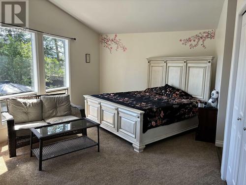 305 Lexington Road, Williams Lake, BC - Indoor Photo Showing Bedroom