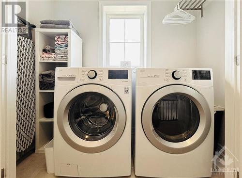78 Caspian Row, Ottawa, ON - Indoor Photo Showing Laundry Room