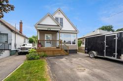 552 QUEBEC Street  Hamilton, ON L8H 6V4