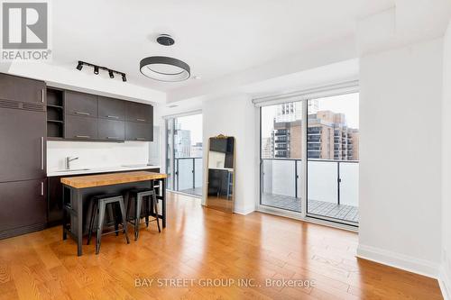 1608 - 1080 Bay Street, Toronto, ON - Indoor