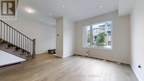 26 Hollyhock Court, Toronto, ON - Indoor Photo Showing Other Room