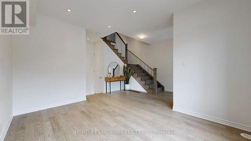 26 Hollyhock Court, Toronto, ON - Indoor Photo Showing Other Room