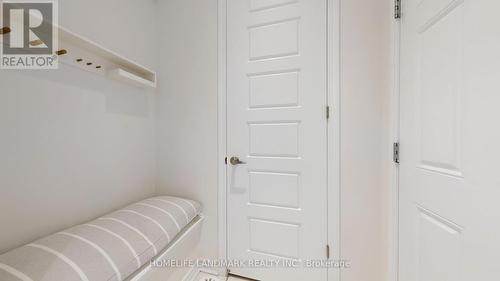 26 Hollyhock Court, Toronto, ON - Indoor Photo Showing Other Room