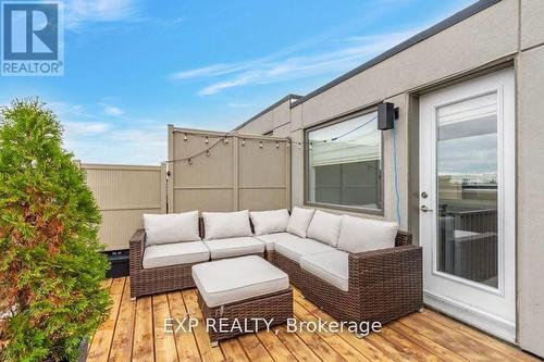 283 Downsview Park, Toronto W05, ON - Outdoor With Deck Patio Veranda With Exterior