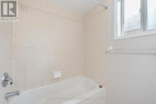 70 Penbridge Circle, Brampton, ON - Indoor Photo Showing Bathroom