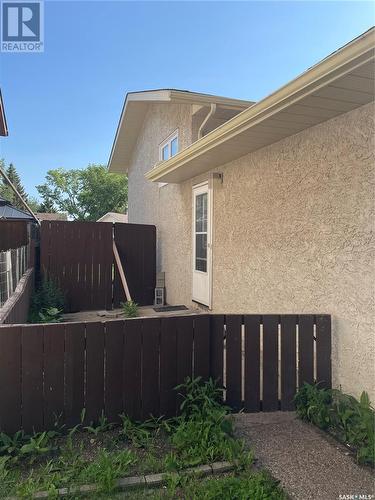 31 Newstead Avenue, Regina, SK - Outdoor