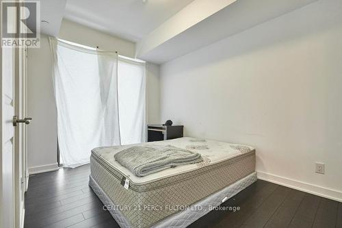 305 - 2799 Kingston Road, Toronto (Cliffcrest), ON - Indoor Photo Showing Bedroom