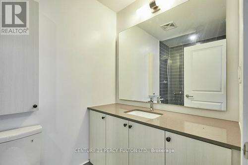 305 - 2799 Kingston Road, Toronto (Cliffcrest), ON - Indoor Photo Showing Bathroom