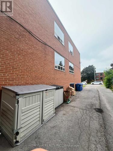 326 Saguenay Avenue, Oshawa (Mclaughlin), ON - Outdoor With Exterior