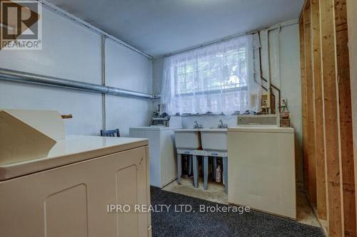 46 Twenty Second Street W, Toronto, ON - Indoor Photo Showing Laundry Room