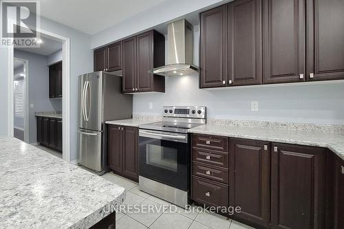 47 Fleming Crescent, Haldimand, ON - Indoor Photo Showing Kitchen