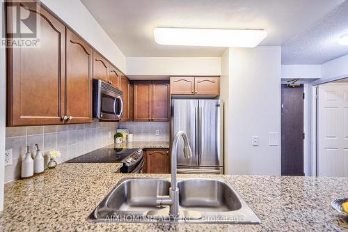 2708 - 30 Grand Trunk Crescent, Toronto, ON - Indoor Photo Showing Kitchen With Double Sink