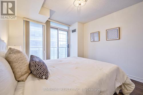 2708 - 30 Grand Trunk Crescent, Toronto, ON - Indoor Photo Showing Bedroom