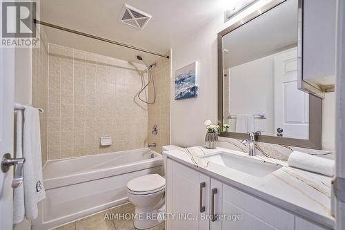 2708 - 30 Grand Trunk Crescent, Toronto, ON - Indoor Photo Showing Bathroom