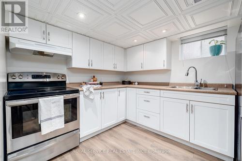 70 Crocus Drive, Toronto E04, ON - Indoor Photo Showing Kitchen With Double Sink
